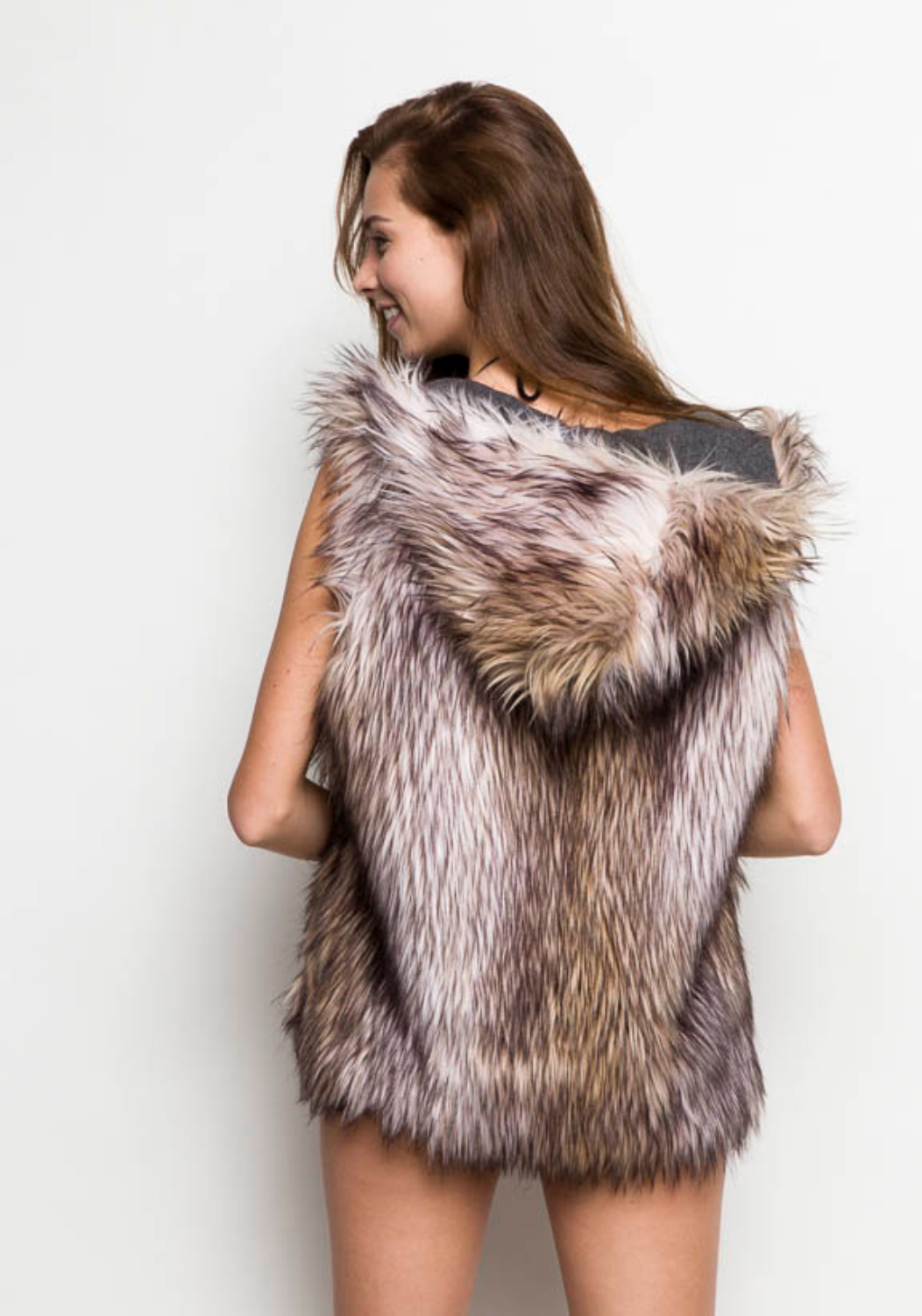 Vest with shop faux fur hood