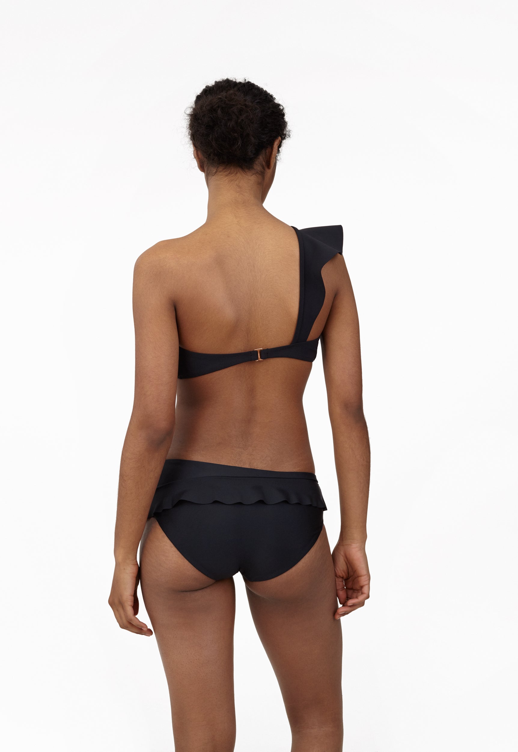 6 Shore Road Sea Glass Low-Rise Bikini Bottom Black Bikini in XS, S, M, L -  Summer 2018 Collection